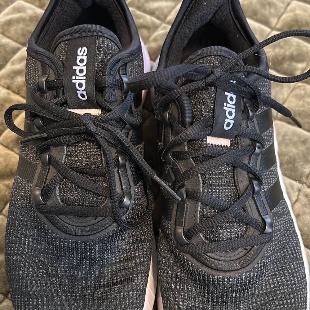 Adidas women’s shoes size 8